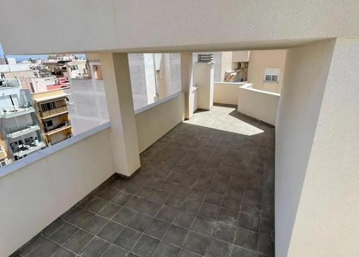 Apartment With A Rooftop Pool Torrevieja